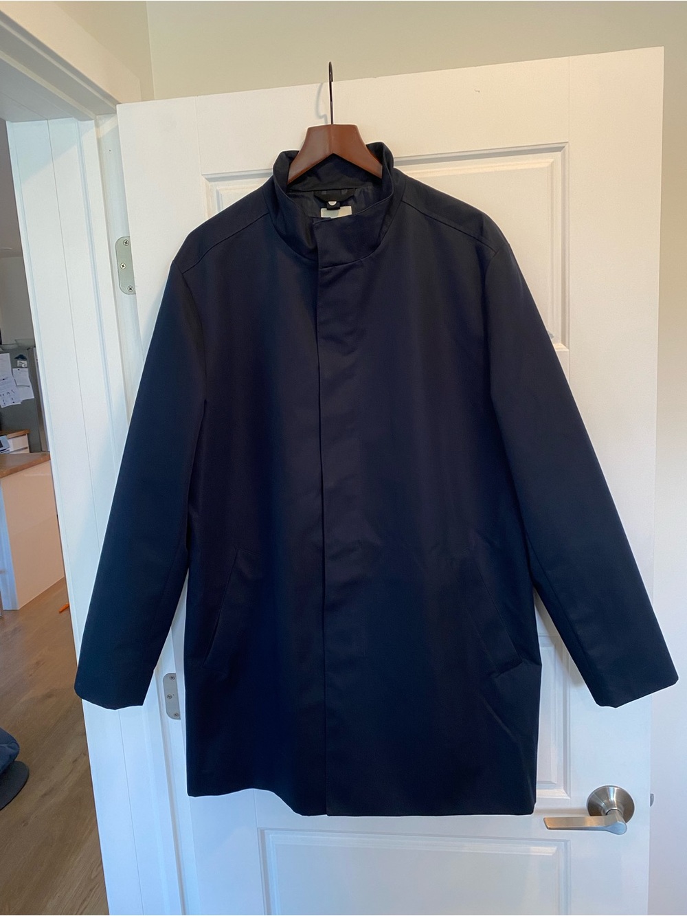RW&CO. Men's Navy Stand Collar Trench Coat Size Large - LIKE NEW - Picture 2 of 9